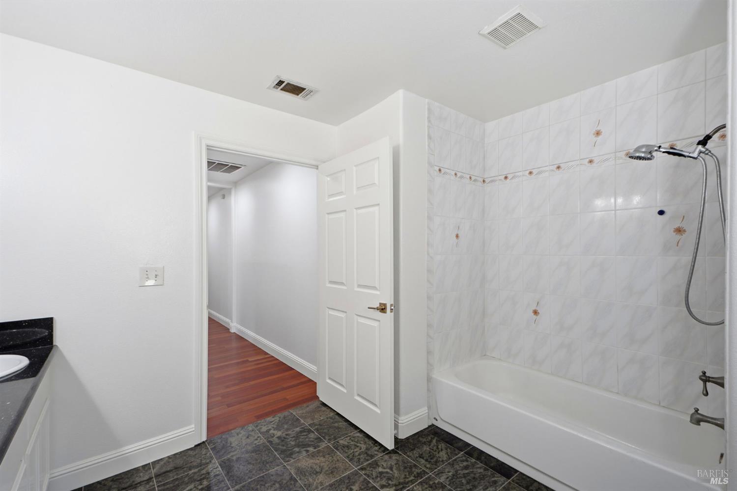 8511 Sonoma Avenue Sebastopol CA 95472