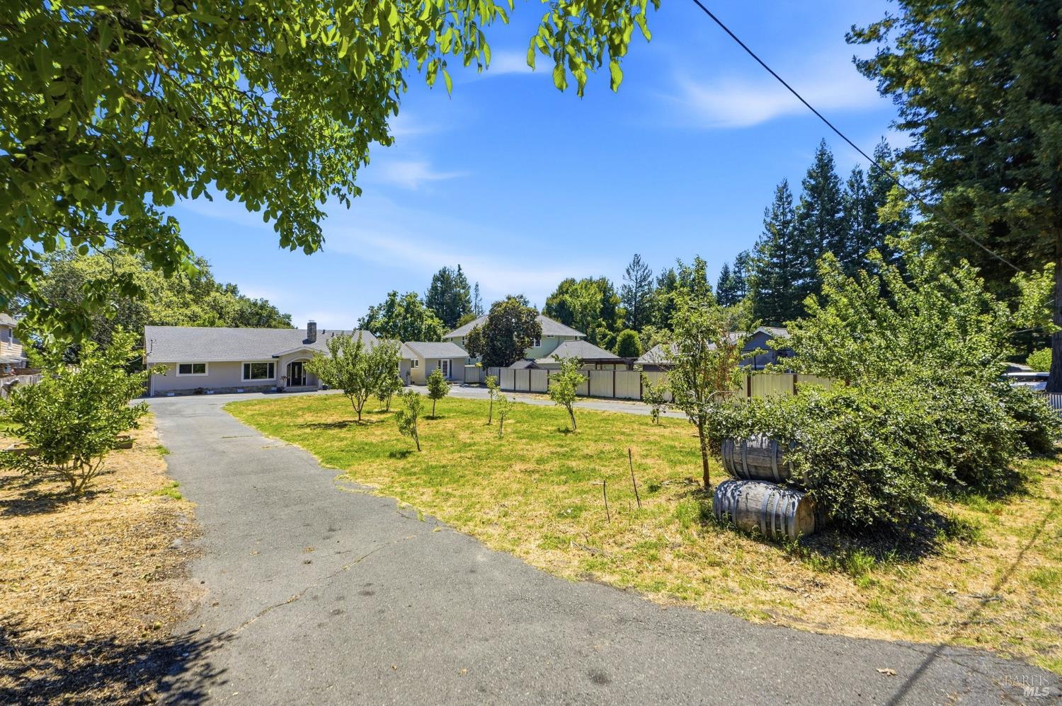 8511 Sonoma Avenue Sebastopol CA 95472