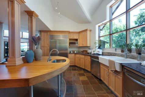 10533 Westside Road Healdsburg CA 95448