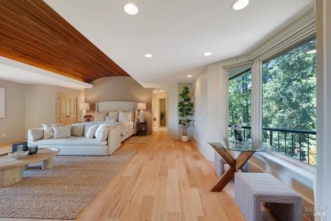 10533 Westside Road Healdsburg CA 95448