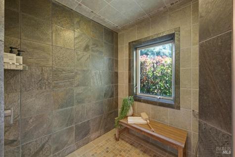 10533 Westside Road Healdsburg CA 95448