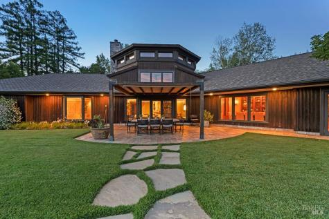10533 Westside Road Healdsburg CA 95448