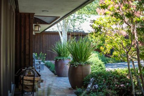10533 Westside Road Healdsburg CA 95448
