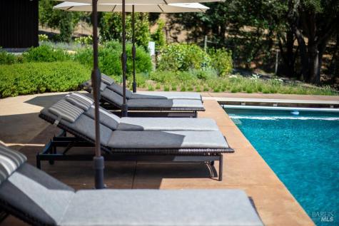 10533 Westside Road Healdsburg CA 95448