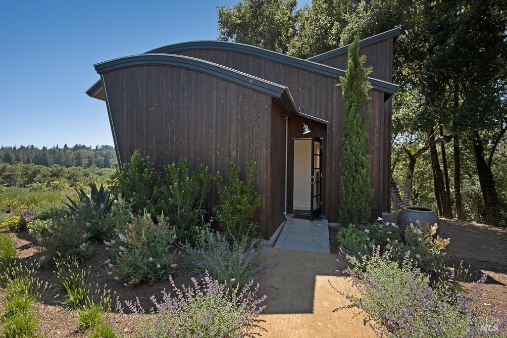 10533 Westside Road Healdsburg CA 95448