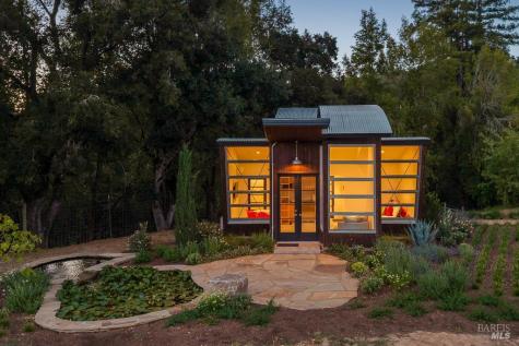 10533 Westside Road Healdsburg CA 95448