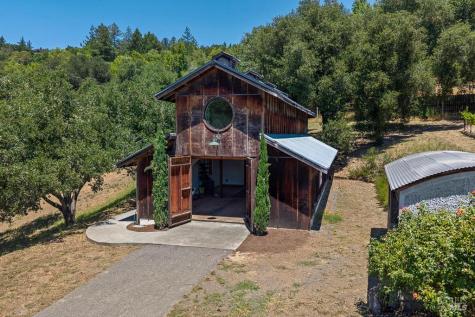 10533 Westside Road Healdsburg CA 95448