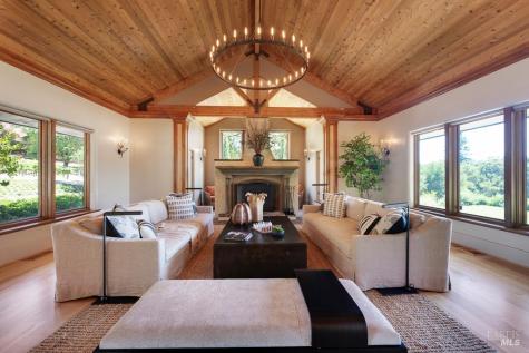10533 Westside Road Healdsburg CA 95448