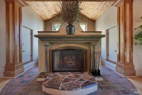 10533 Westside Road Healdsburg CA 95448