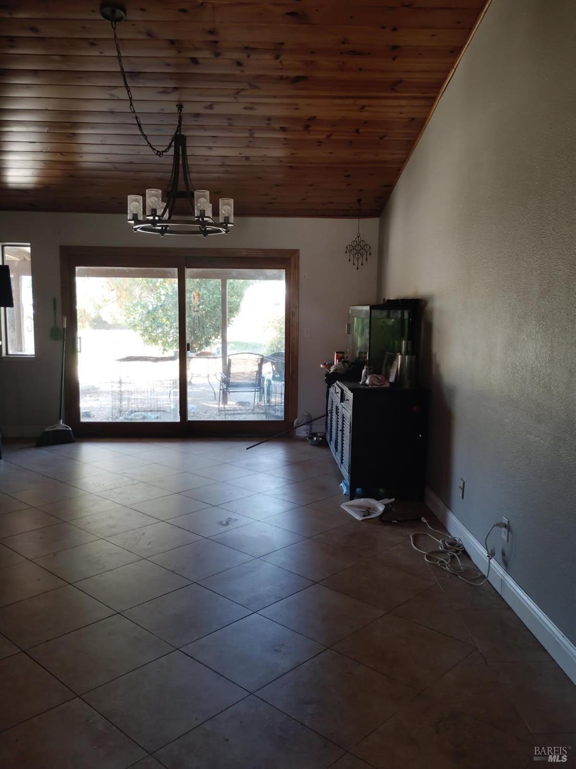 21365 Dersch Road Anderson CA 96007