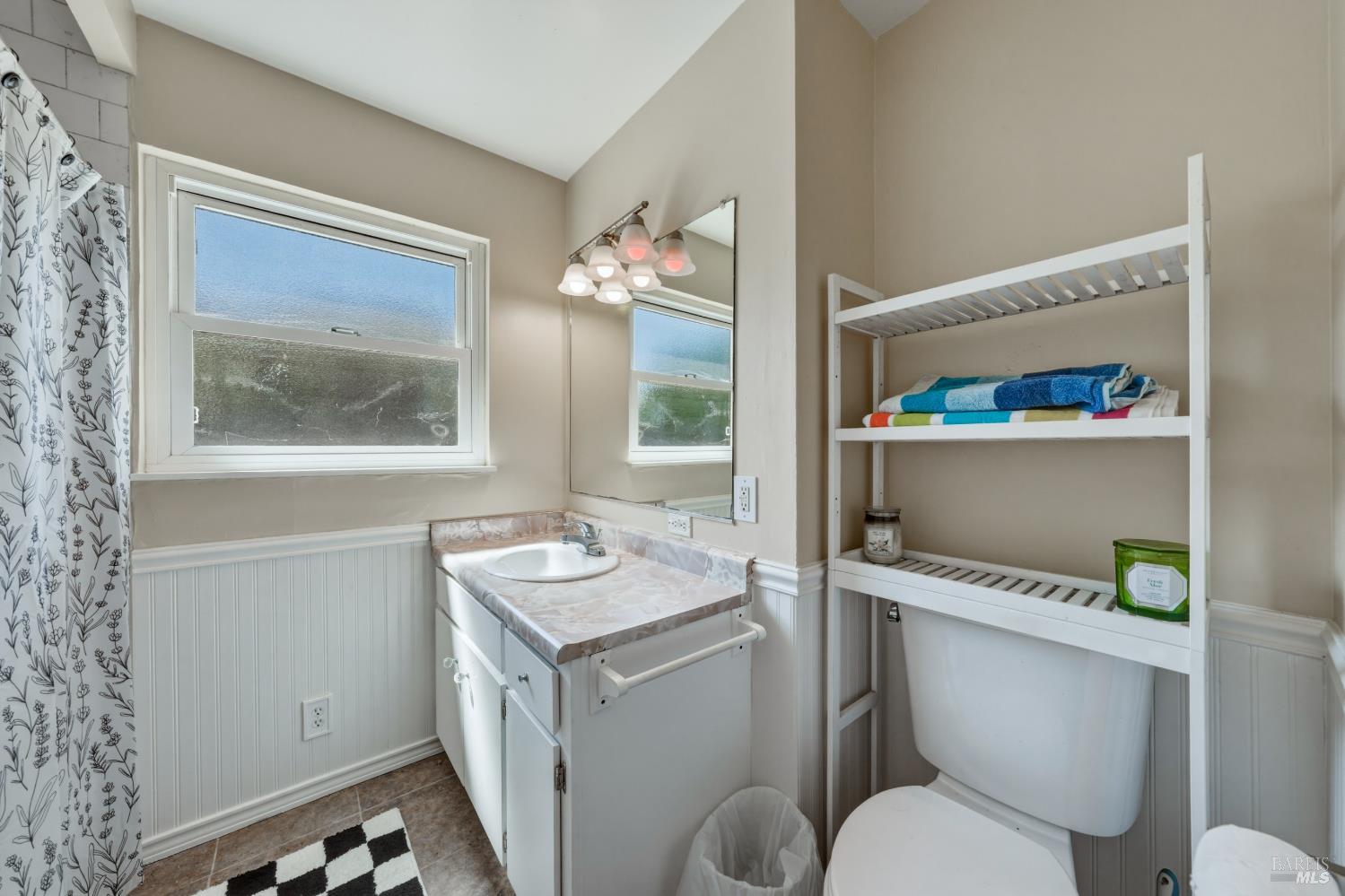 3570 Leland Lane Ukiah CA 95482