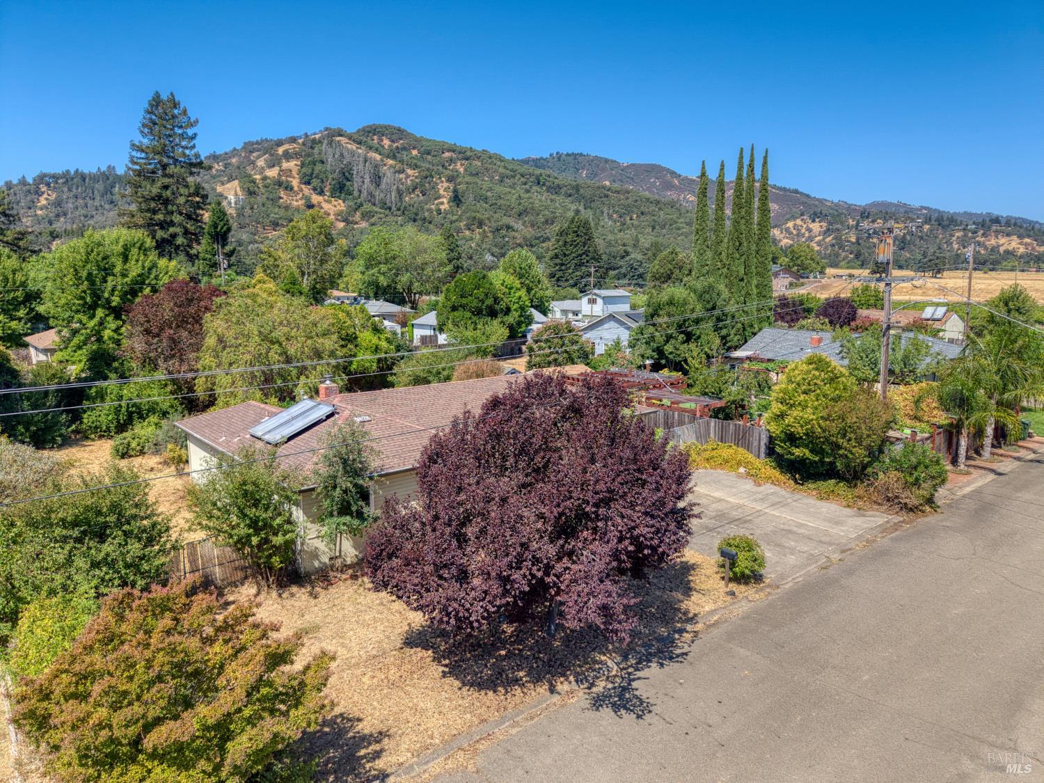 3570 Leland Lane Ukiah CA 95482
