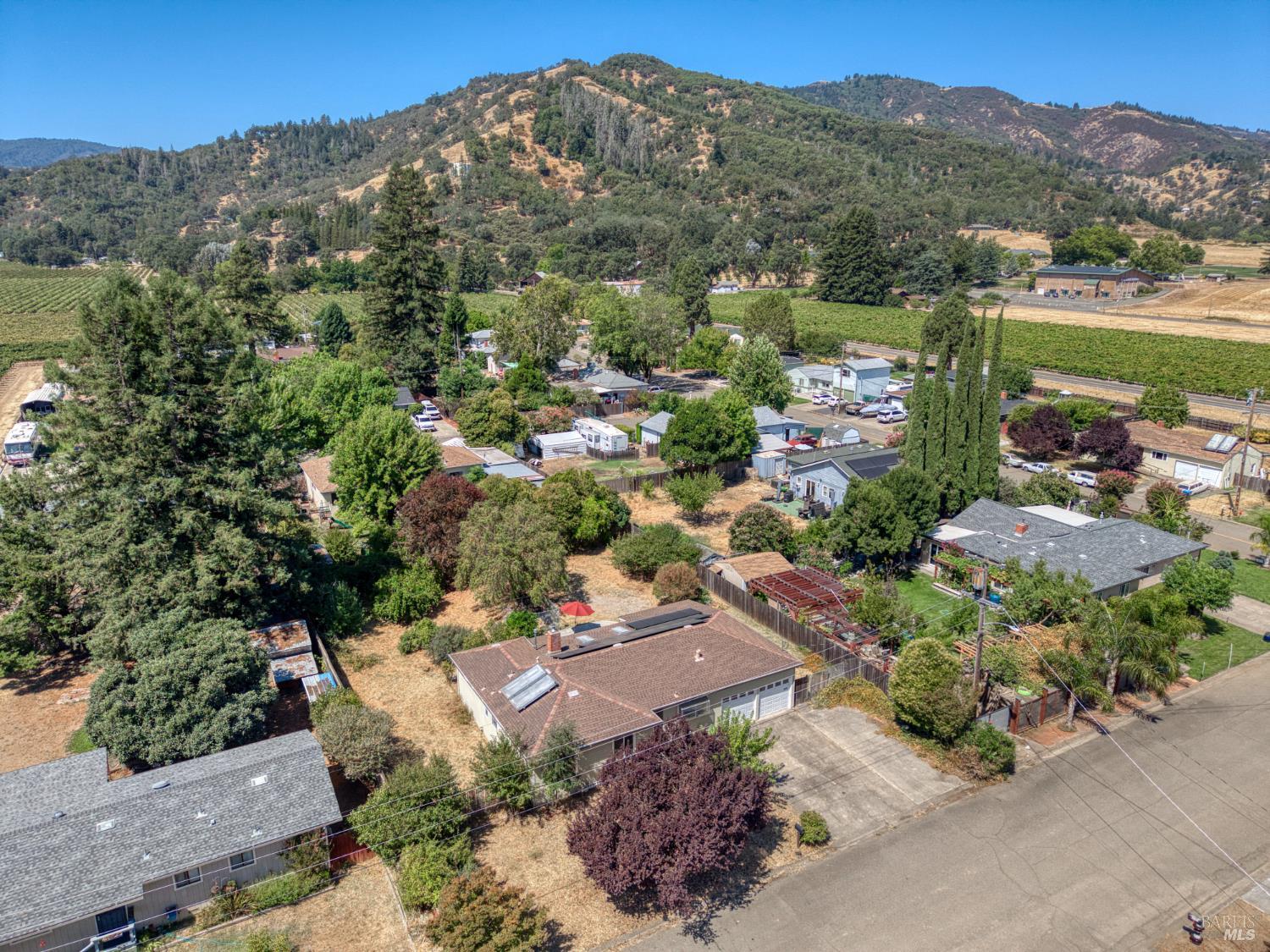3570 Leland Lane Ukiah CA 95482
