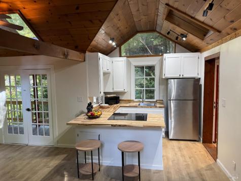 14652 Canyon 1 Road Guerneville CA 95446