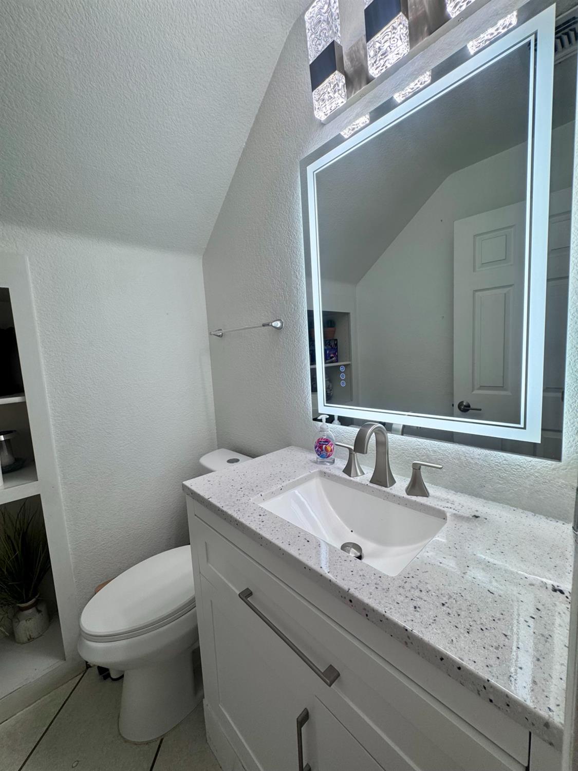 7436 High Point Lane Sacramento CA 95842