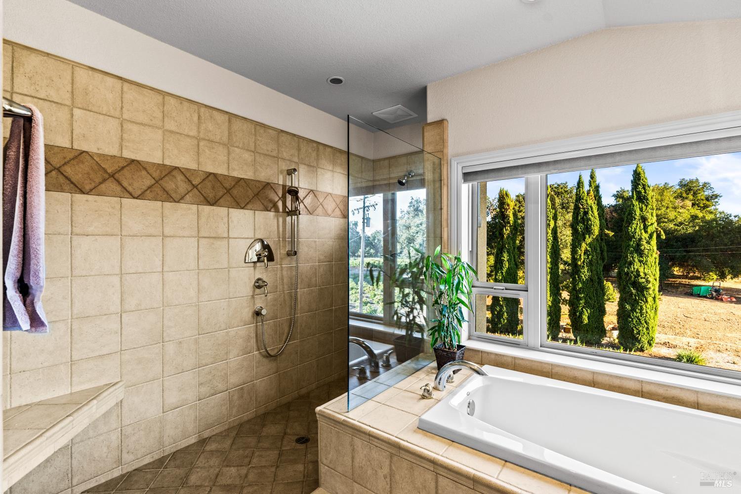 1177 Ragatz Lane Napa CA 94558