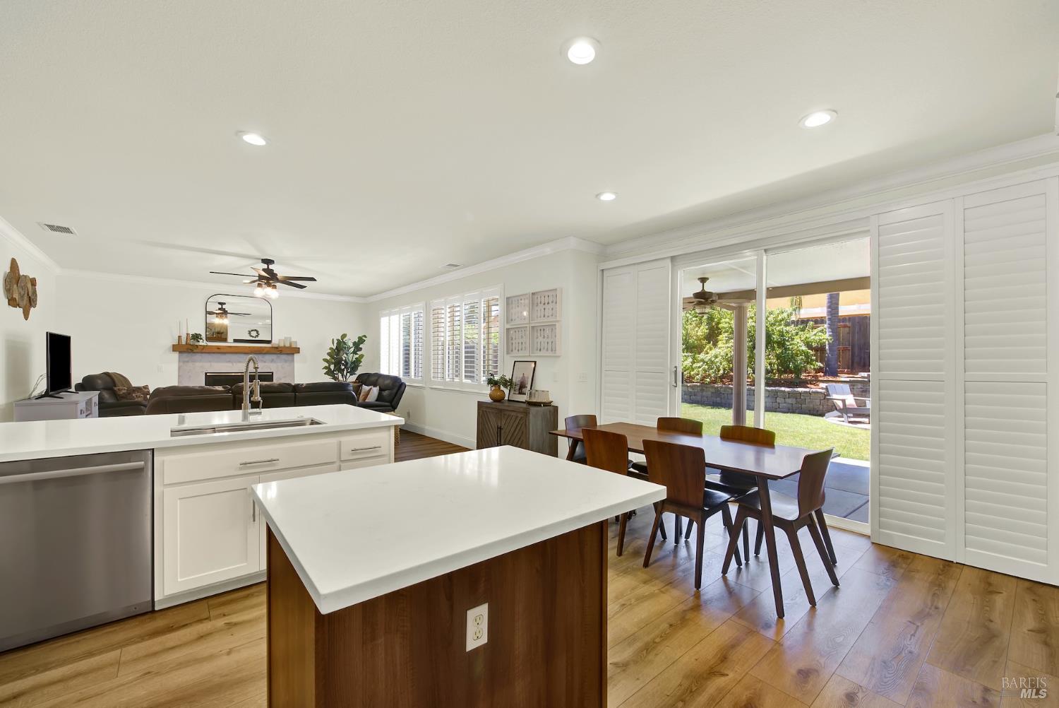 818 Westgate Drive Vacaville CA 95687