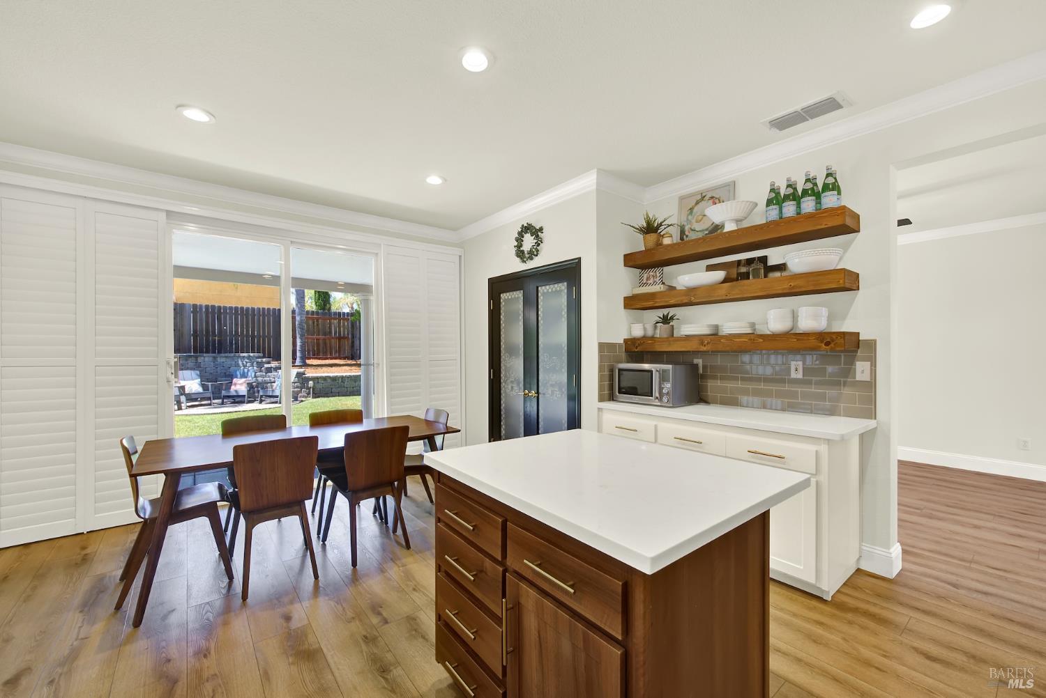 818 Westgate Drive Vacaville CA 95687