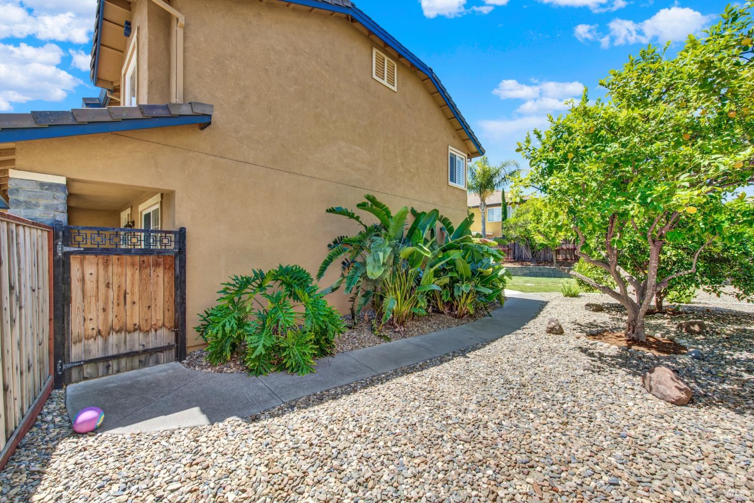 818 Westgate Drive Vacaville CA 95687