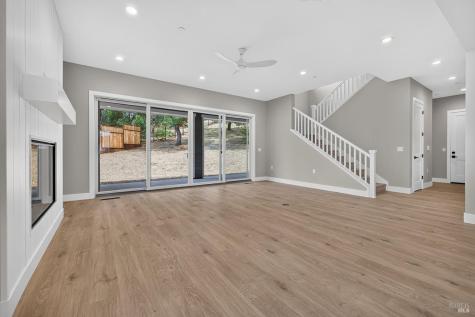 1907 Carlile Place Santa Rosa CA 95403