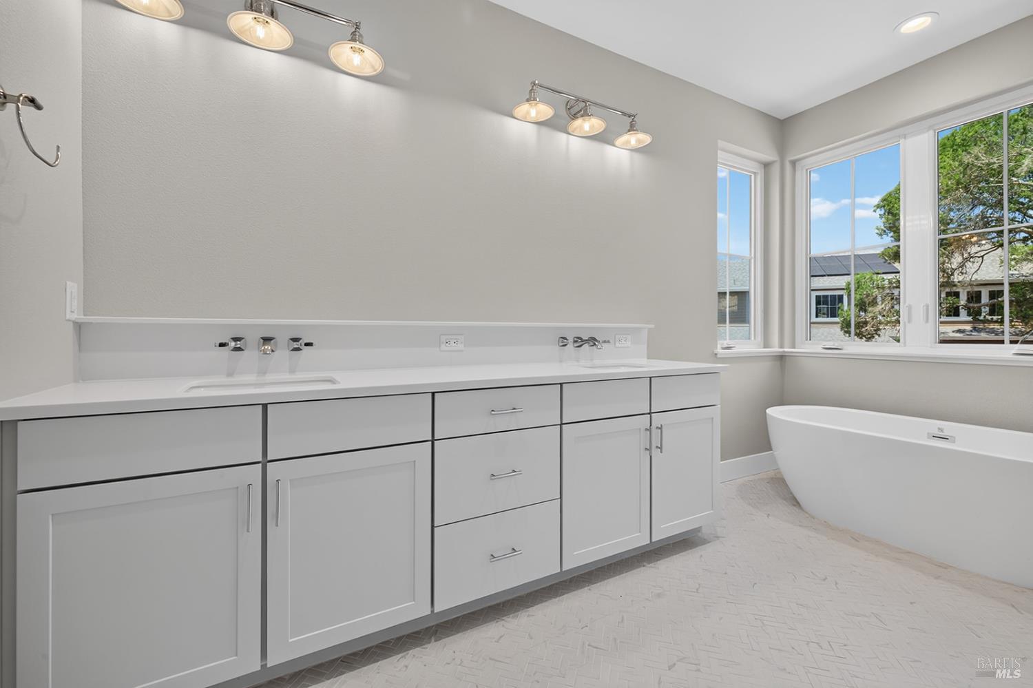 1907 Carlile Place Santa Rosa CA 95403