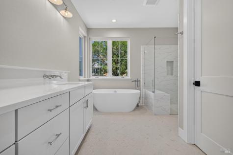 1907 Carlile Place Santa Rosa CA 95403