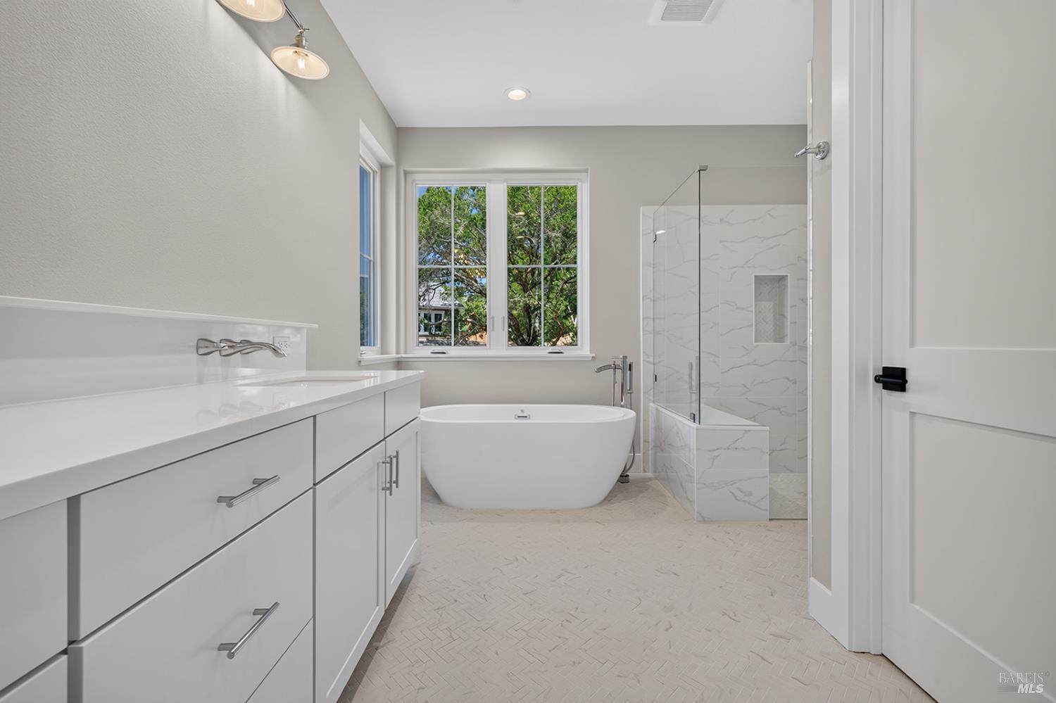 1907 Carlile Place Santa Rosa CA 95403