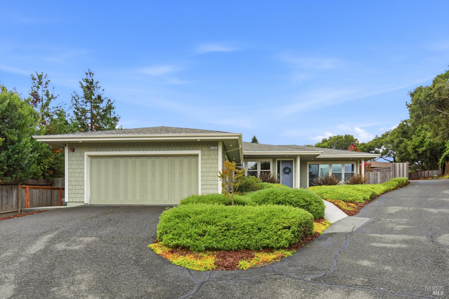 Penngrove CA, 10025 Grove Street