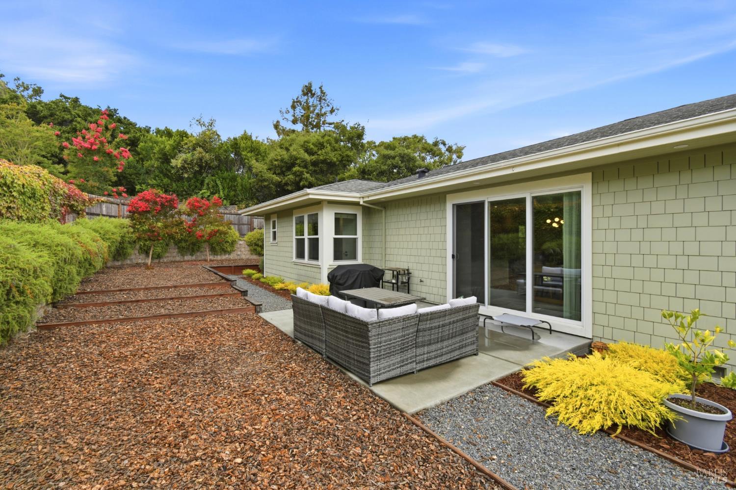 10025 Grove Street Penngrove CA 94951