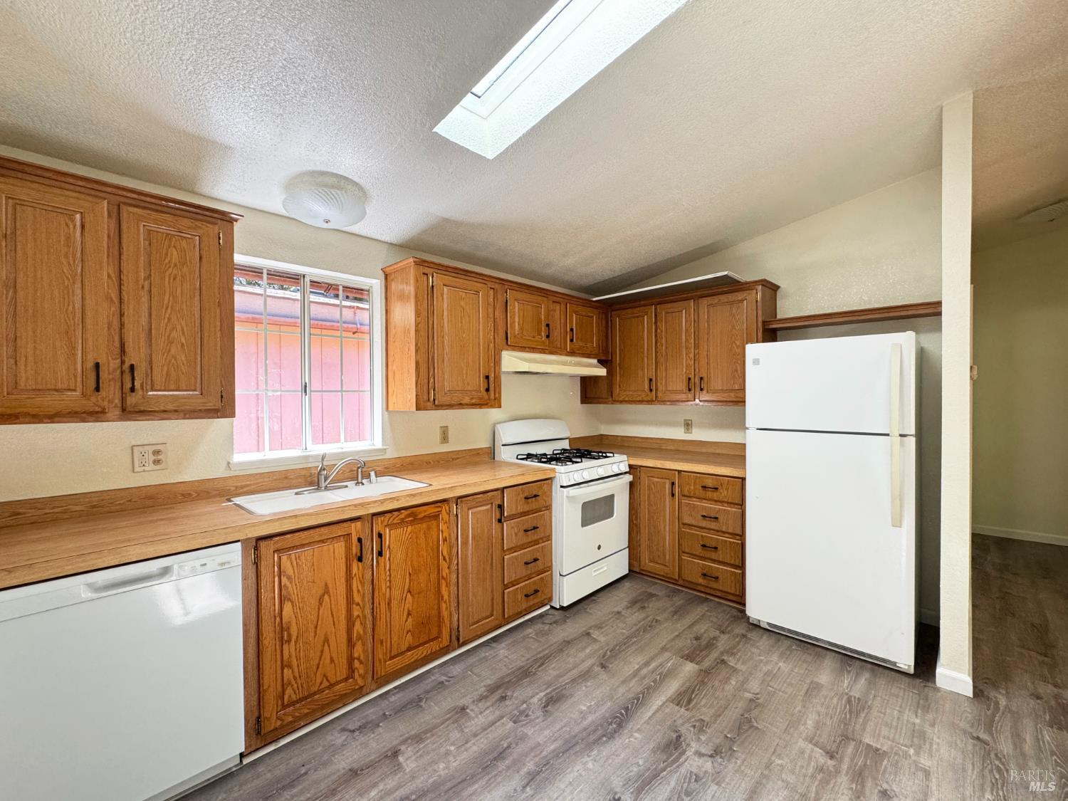 25799 Madrone Drive Willits CA 95490