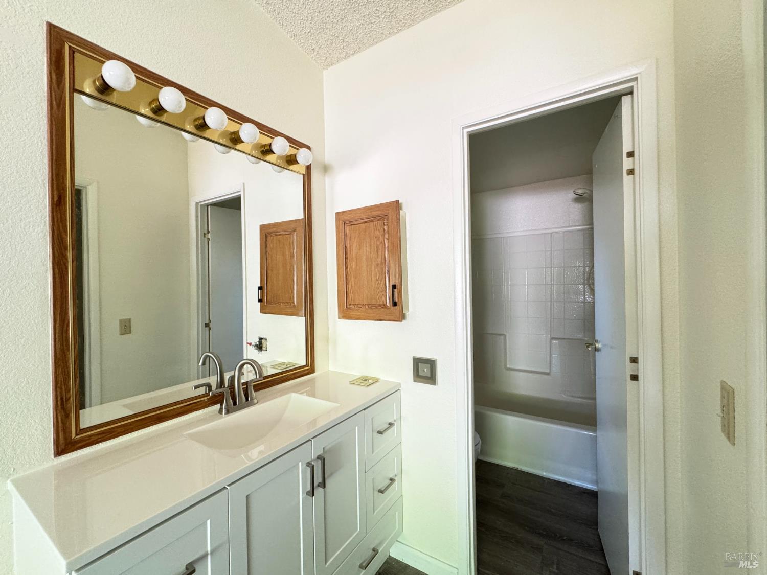 25799 Madrone Drive Willits CA 95490