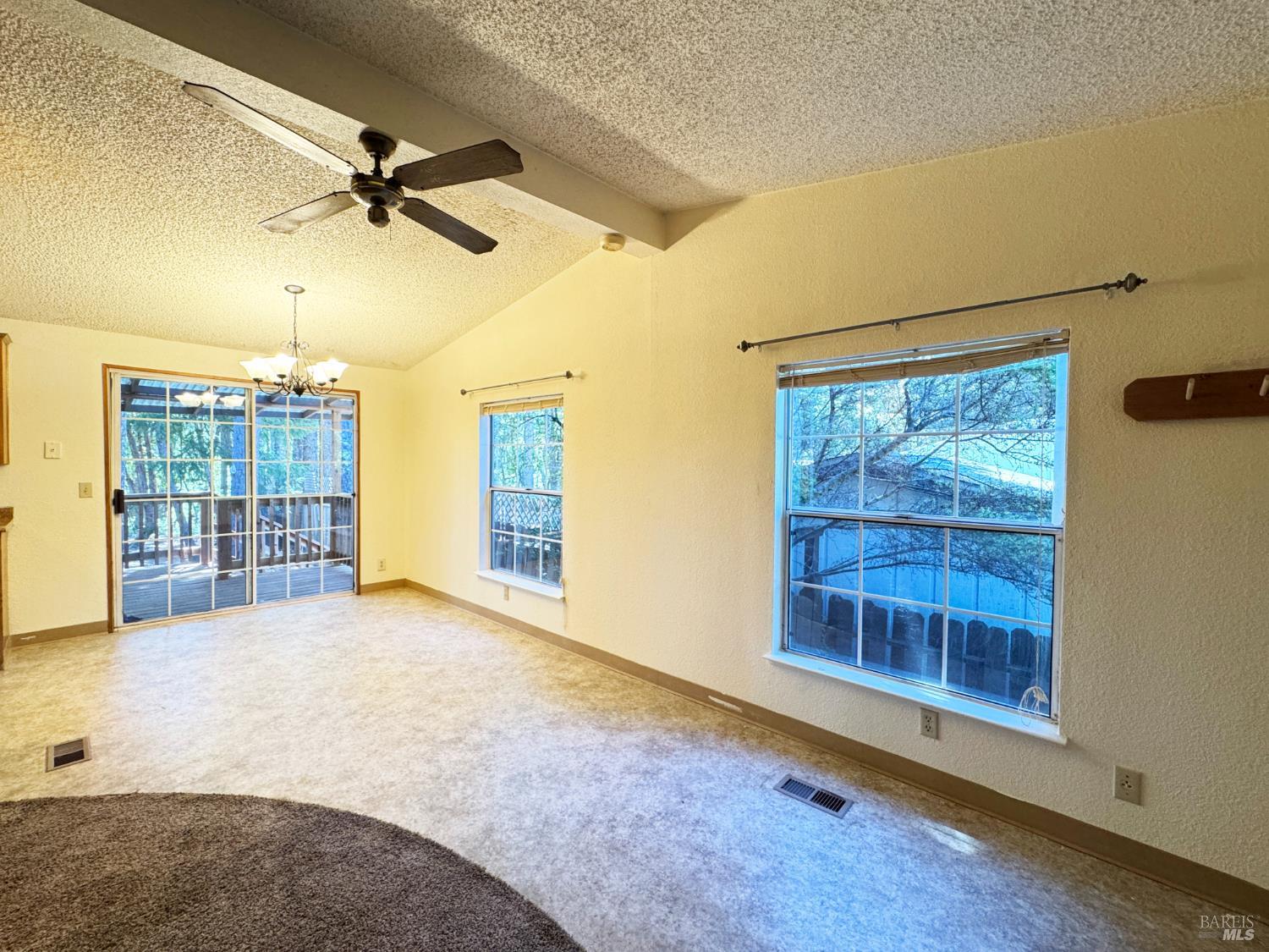 25799 Madrone Drive Willits CA 95490