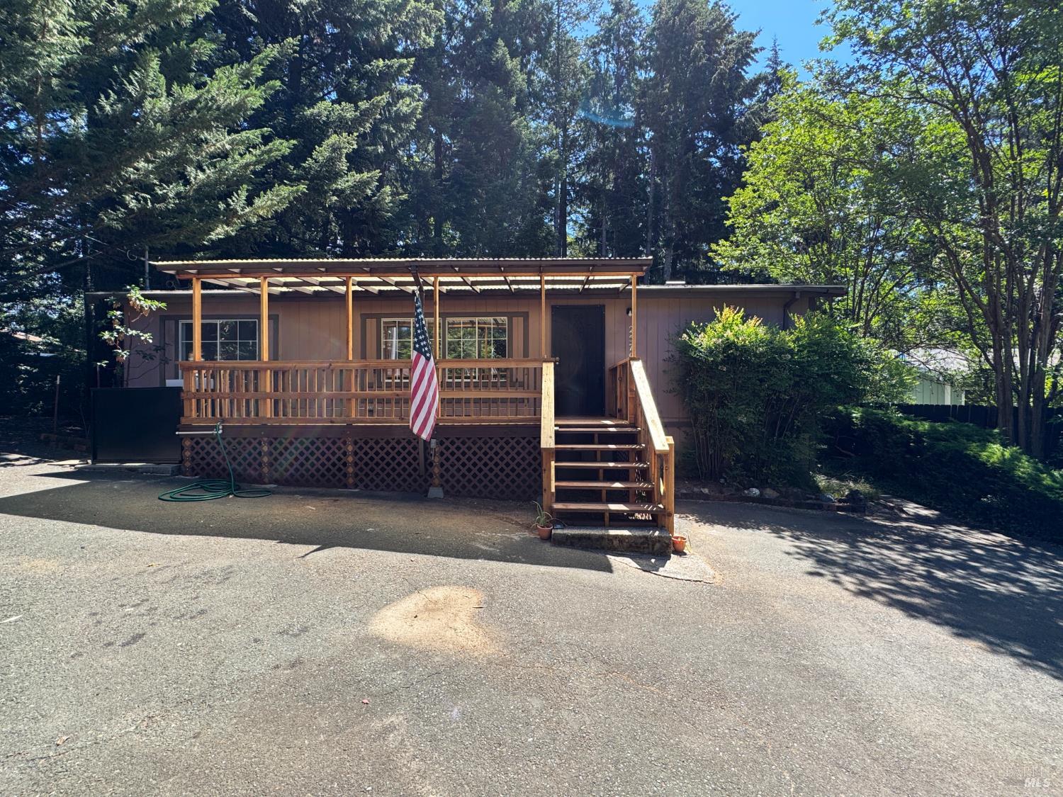 25799 Madrone Drive Willits CA 95490