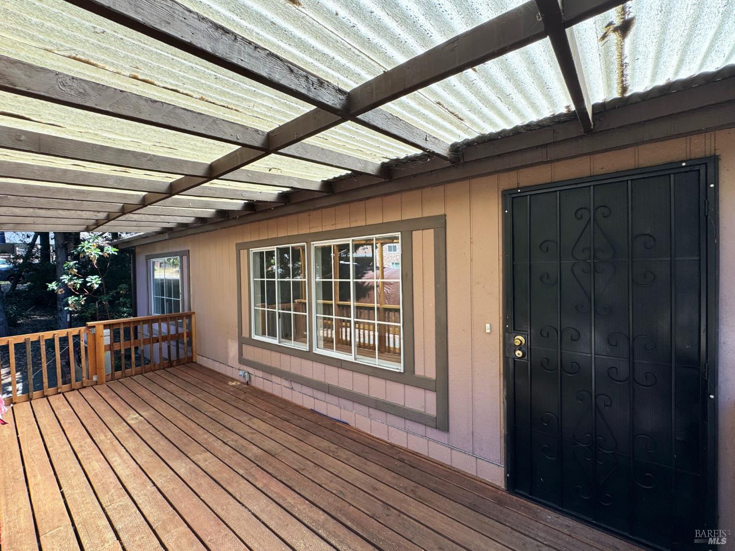 25799 Madrone Drive Willits CA 95490