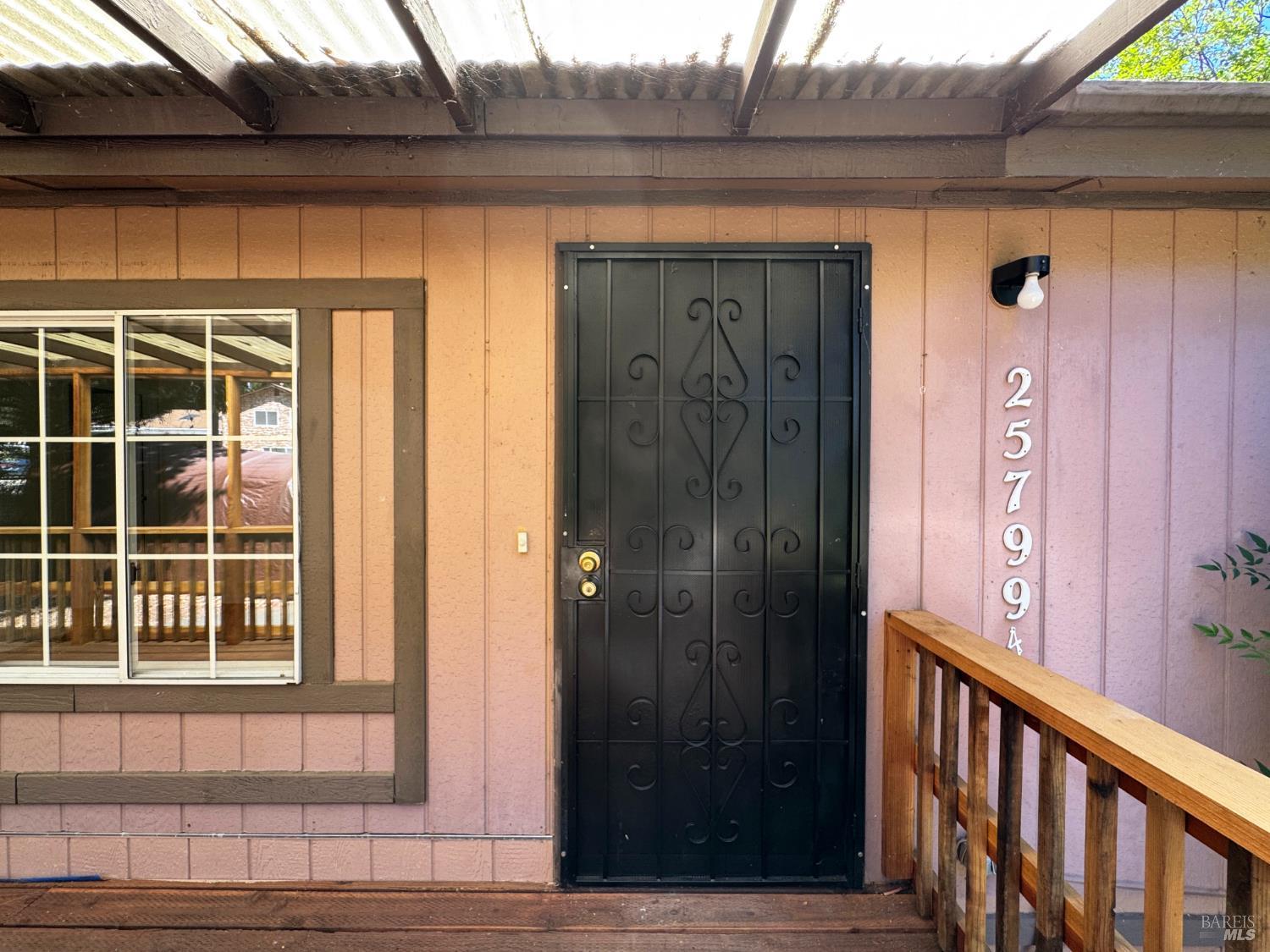 25799 Madrone Drive Willits CA 95490