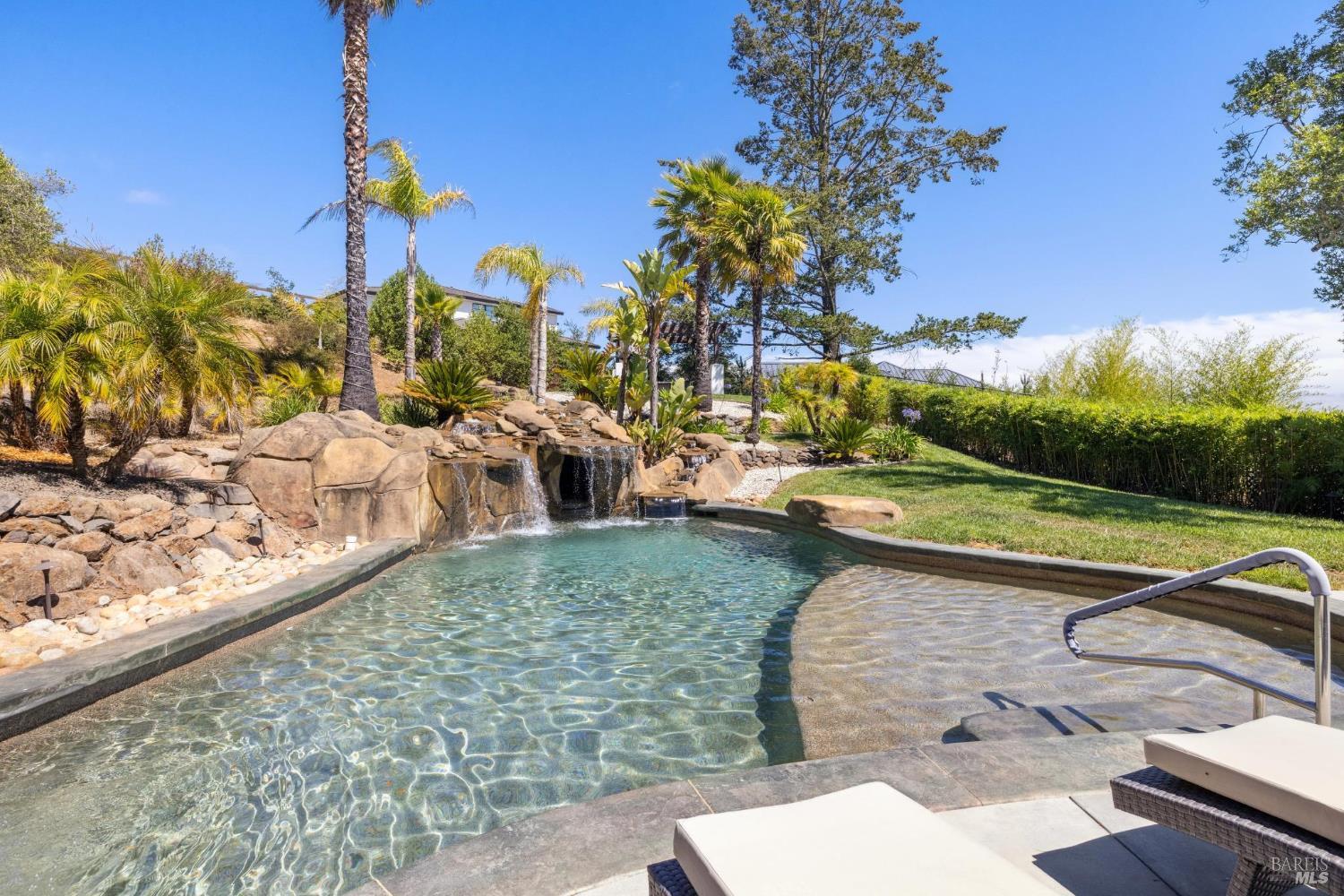 3882 Royal Manor Place Santa Rosa CA 95404