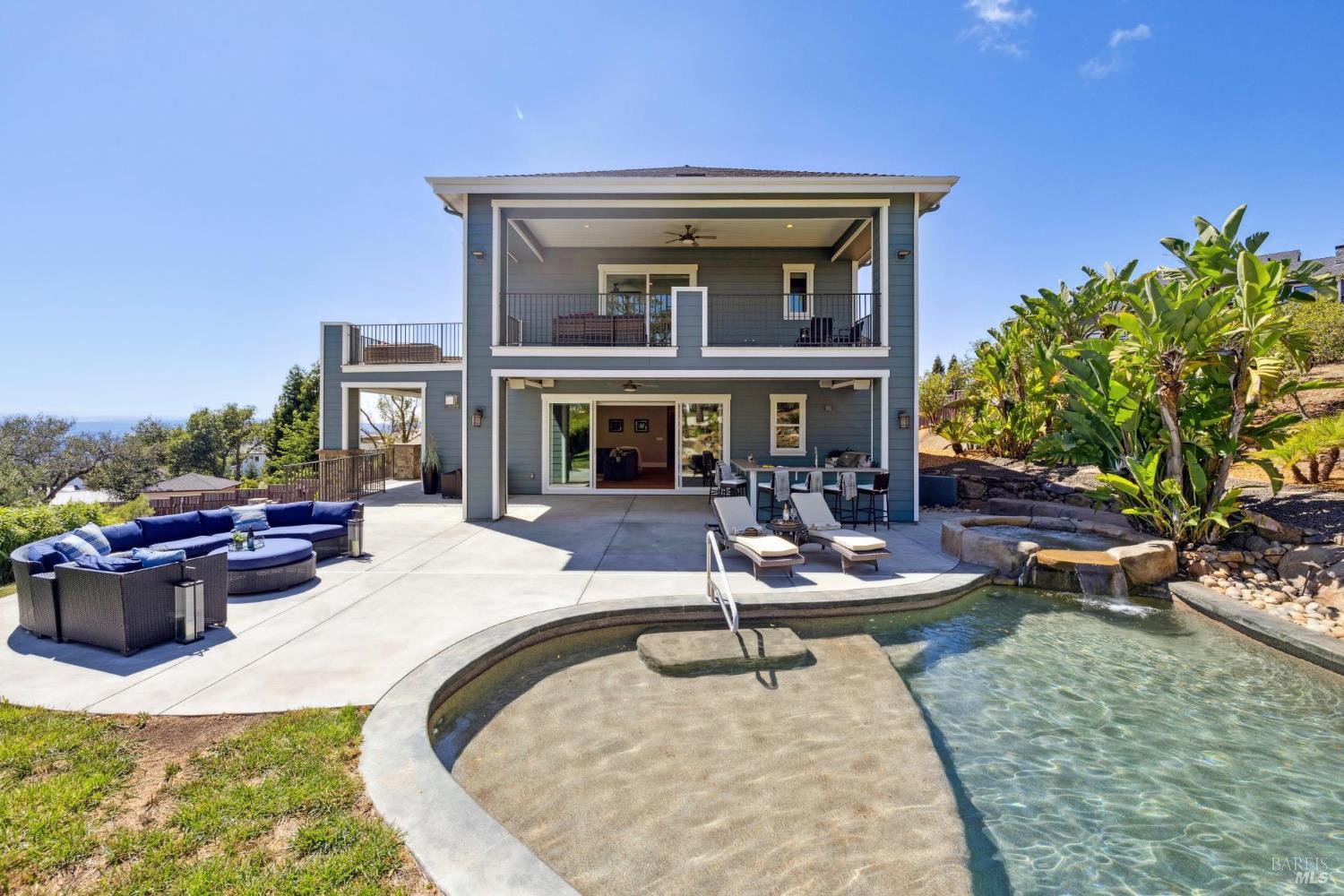 3882 Royal Manor Place Santa Rosa CA 95404