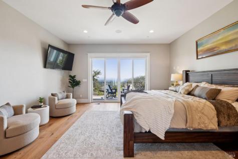 3882 Royal Manor Place Santa Rosa CA 95404