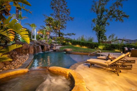 3882 Royal Manor Place Santa Rosa CA 95404