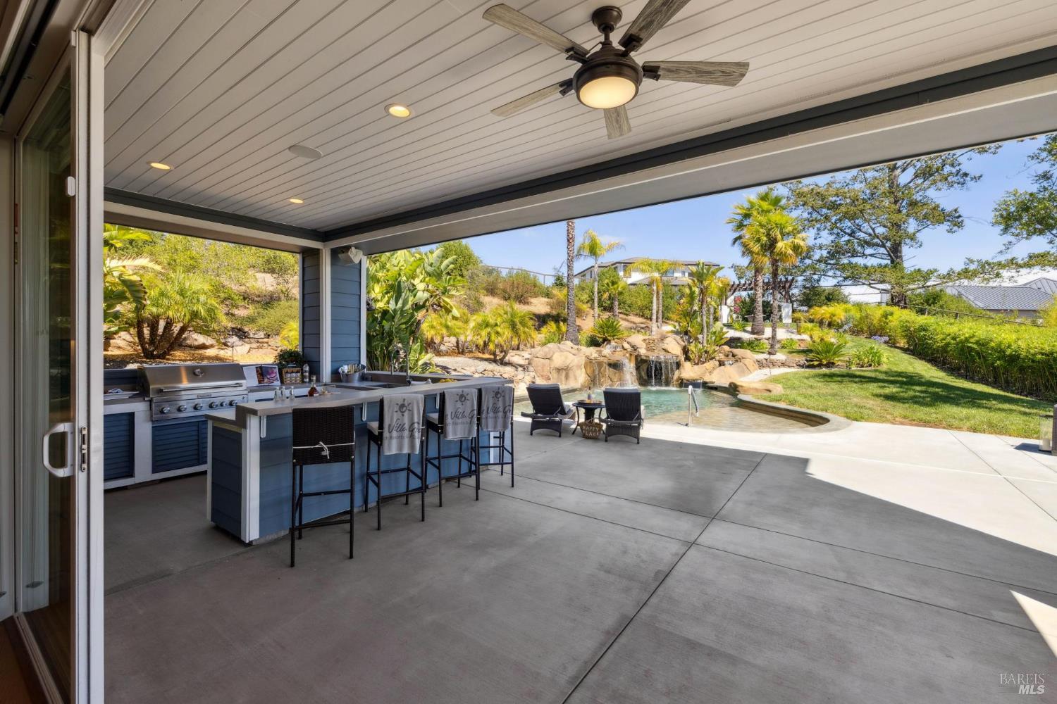 3882 Royal Manor Place Santa Rosa CA 95404