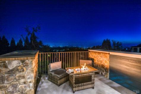 3882 Royal Manor Place Santa Rosa CA 95404
