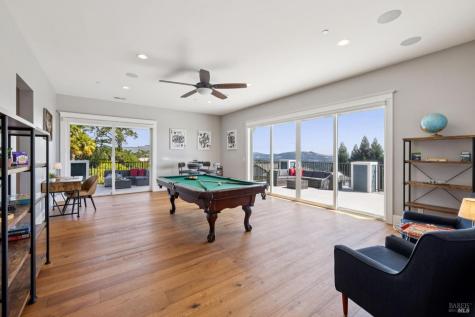 3882 Royal Manor Place Santa Rosa CA 95404