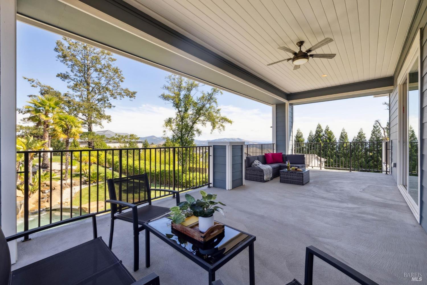 3882 Royal Manor Place Santa Rosa CA 95404