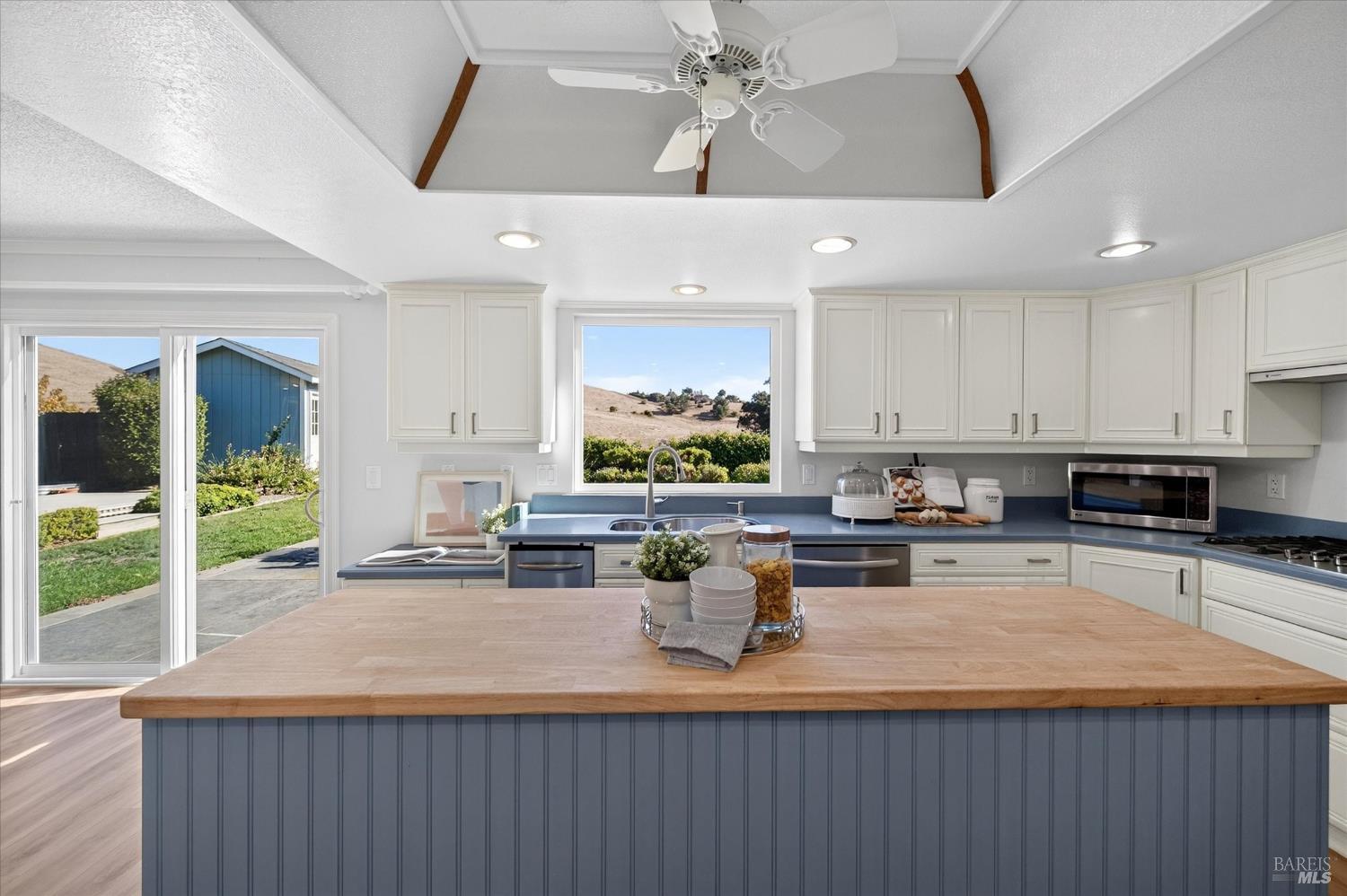 548 Cooper Drive Benicia CA 94510