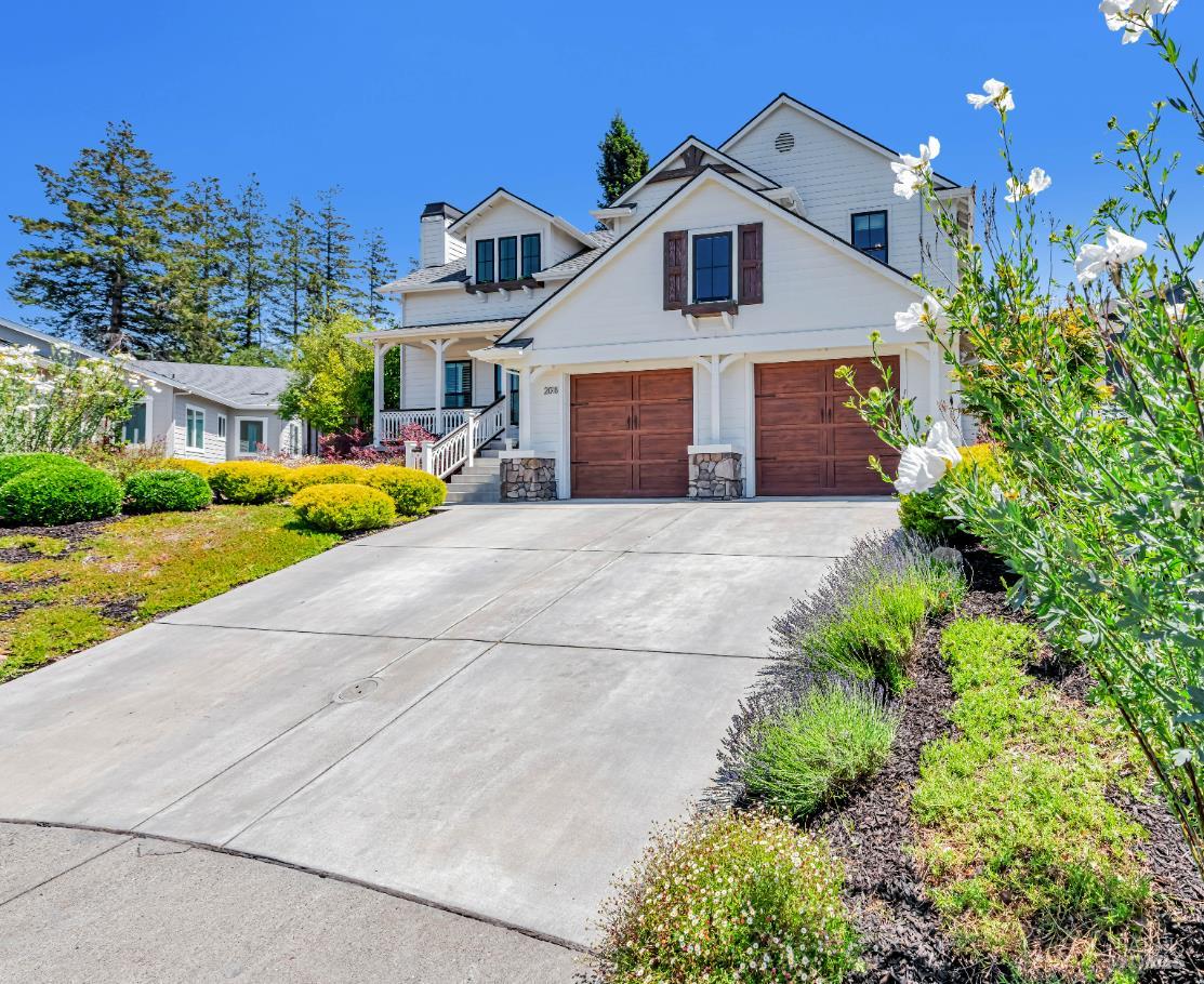 2018 Stony Oak Court Santa Rosa CA 95403