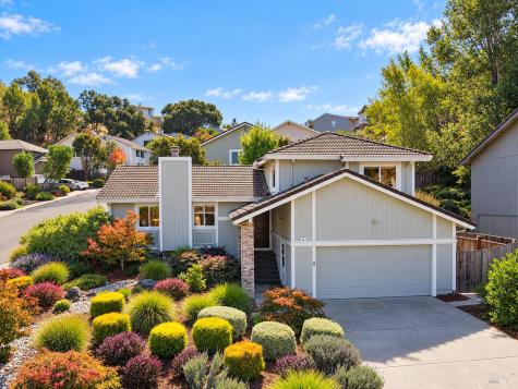 9 Carob Way Novato CA 94945