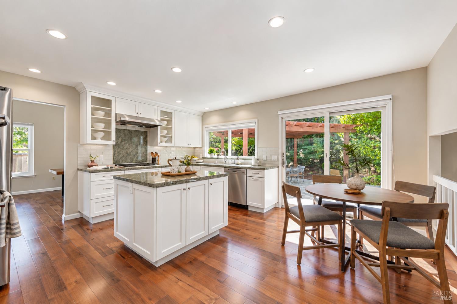 9 Carob Way Novato CA 94945