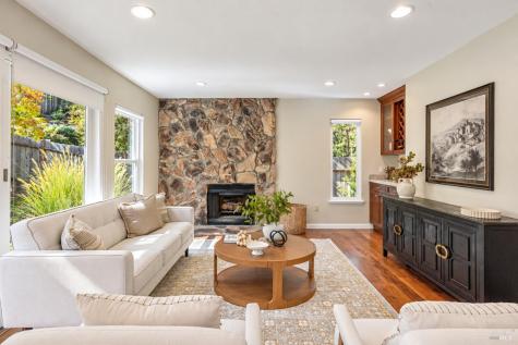 9 Carob Way Novato CA 94945
