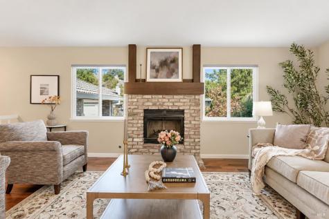 9 Carob Way Novato CA 94945