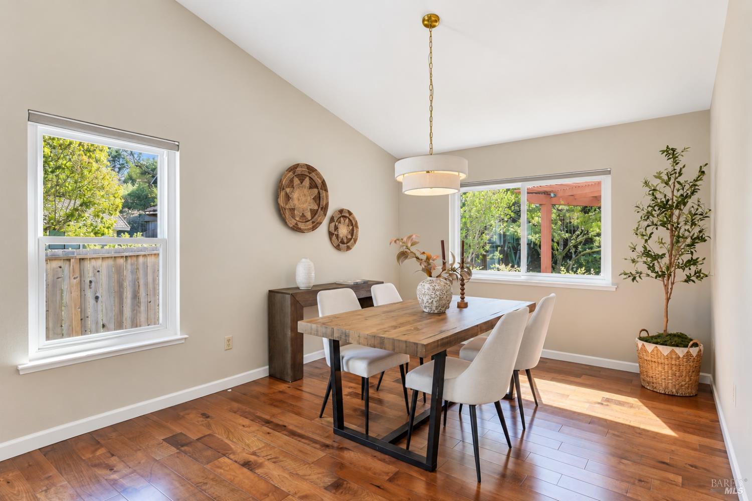 9 Carob Way Novato CA 94945